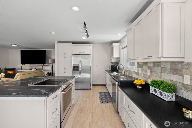 7598 E Alki View Court, Port Orchard, WA 98366
