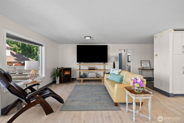 7598 E Alki View Court, Port Orchard, WA 98366