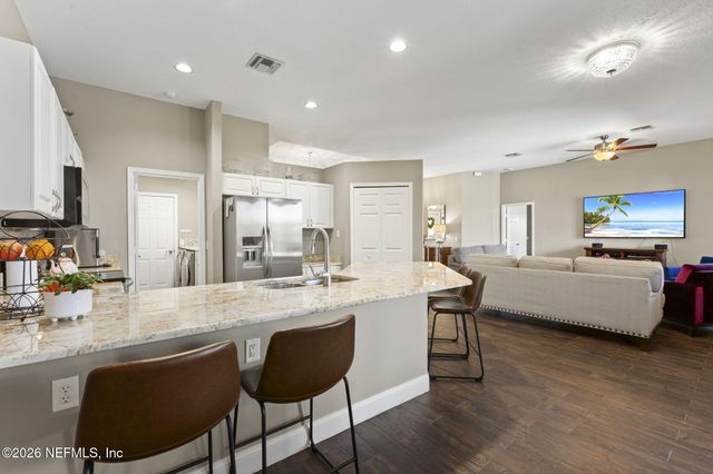 6001 NW TELFORD Avenue, Port St. Lucie, FL 34983