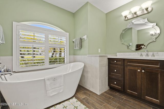 6001 NW TELFORD Avenue, Port St. Lucie, FL 34983