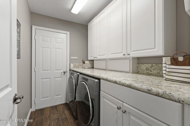 6001 NW TELFORD Avenue, Port St. Lucie, FL 34983