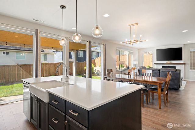 2423 NE Redford Street, Poulsbo, WA 98370