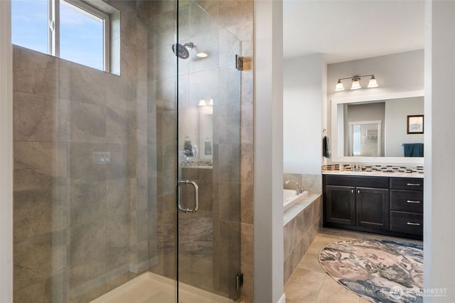 2423 NE Redford Street, Poulsbo, WA 98370