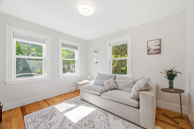27 Shirley St 27, Lexington, MA 02421