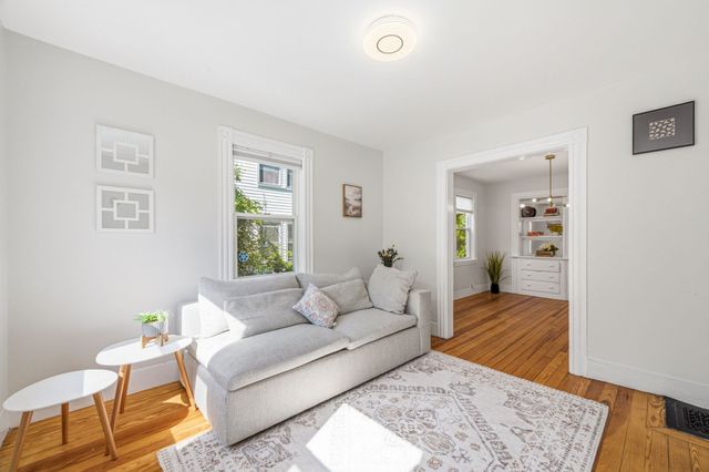 27 Shirley St 27, Lexington, MA 02421