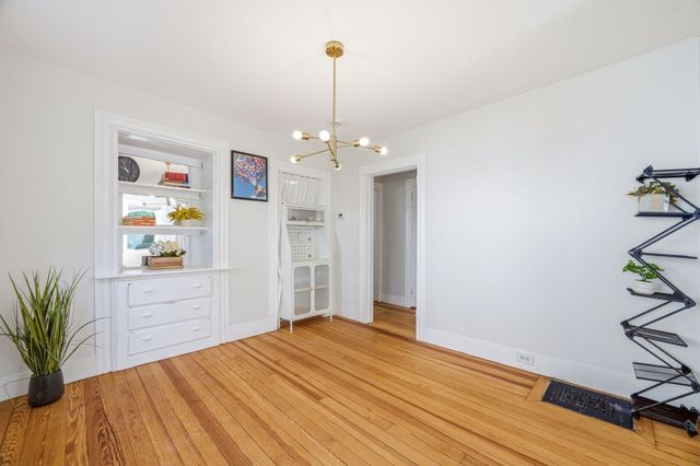 27 Shirley St 27, Lexington, MA 02421