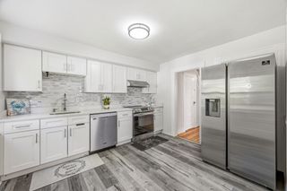 27 Shirley St 27, Lexington, MA 02421