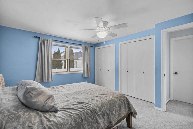 1601 S SUNDOWN LANE, Appleton, WI 54915