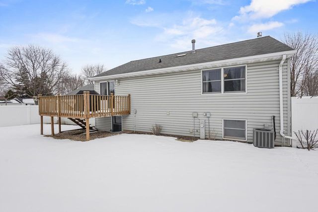1601 S SUNDOWN LANE, Appleton, WI 54915