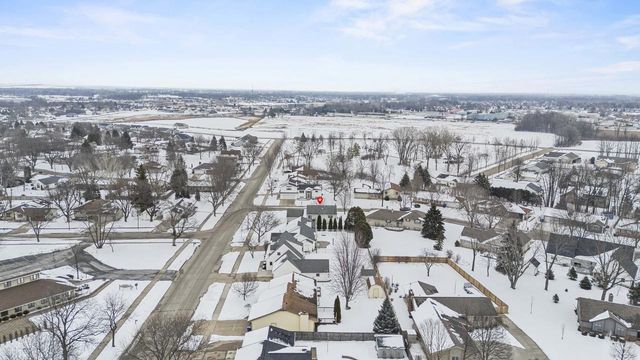 1601 S SUNDOWN LANE, Appleton, WI 54915