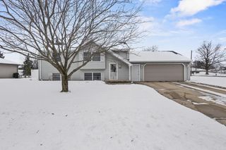 1601 S SUNDOWN LANE, Appleton, WI 54915