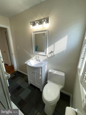 2225 DIAMOND ST, Wilmington, DE 19804