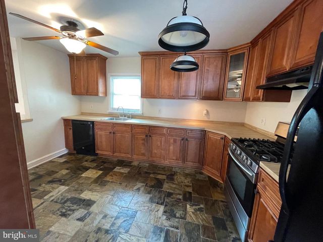 2225 DIAMOND ST, Wilmington, DE 19804