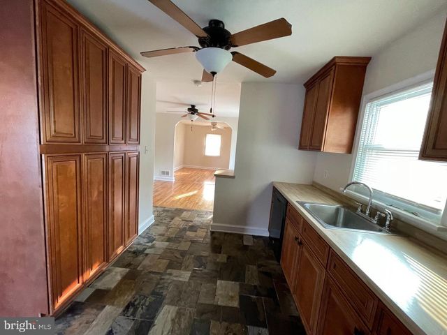2225 DIAMOND ST, Wilmington, DE 19804