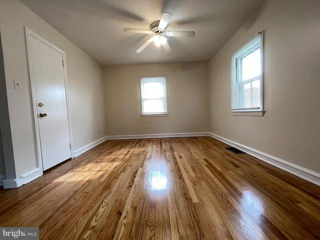 2225 DIAMOND ST, Wilmington, DE 19804
