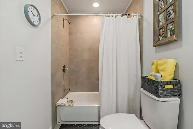 211 N 63RD ST, Philadelphia, PA 19139