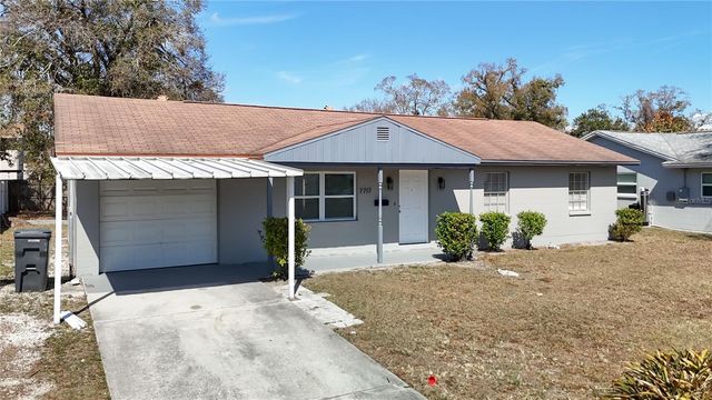 7717 W HIAWATHA STREET, Tampa, FL 33615