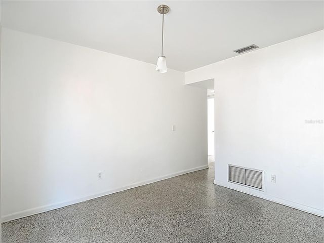 7717 W HIAWATHA STREET, Tampa, FL 33615