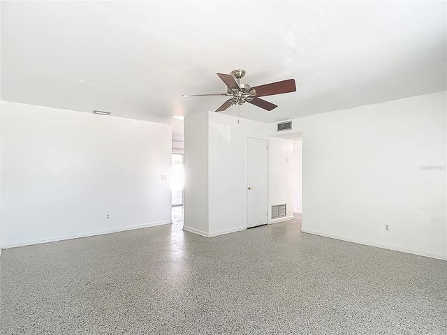 7717 W HIAWATHA STREET, Tampa, FL 33615