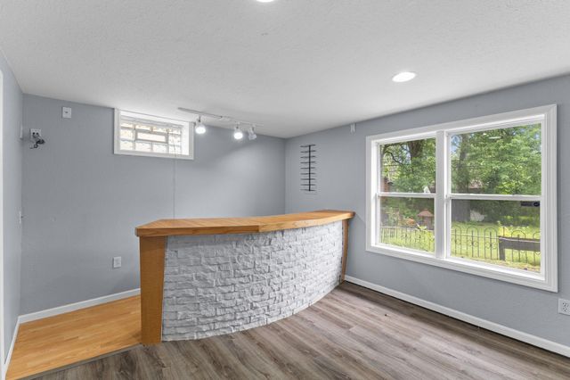 5306 Quebec Avenue N, New Hope, MN 55428