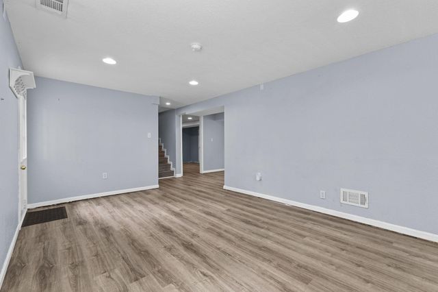 5306 Quebec Avenue N, New Hope, MN 55428
