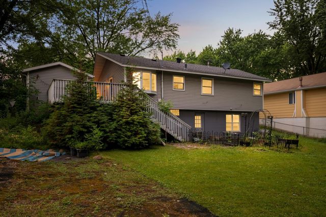 5306 Quebec Avenue N, New Hope, MN 55428