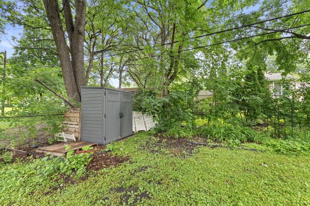 5306 Quebec Avenue N, New Hope, MN 55428