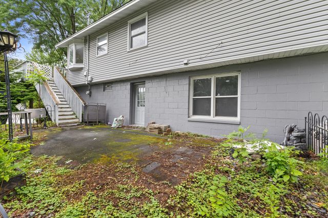 5306 Quebec Avenue N, New Hope, MN 55428