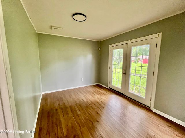 7602 Randy Ct, Louisville, KY 40258