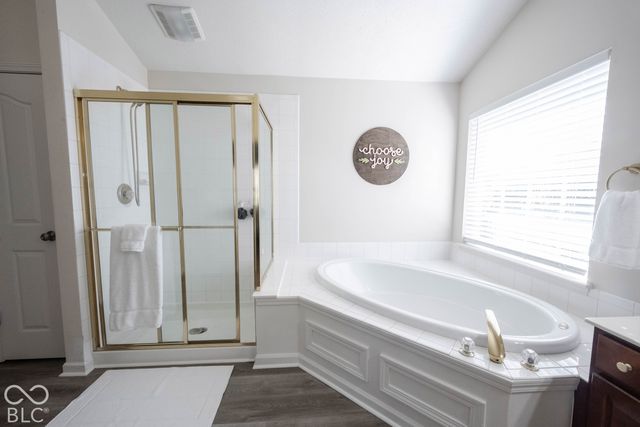 1442 Polo Chase Court, Carmel, IN 46032