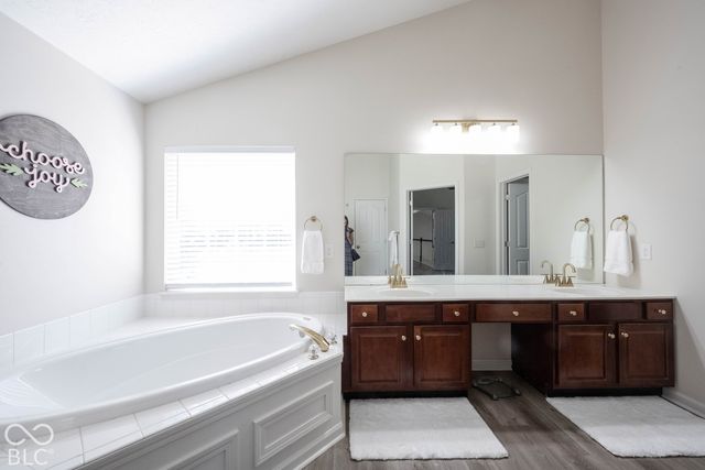 1442 Polo Chase Court, Carmel, IN 46032