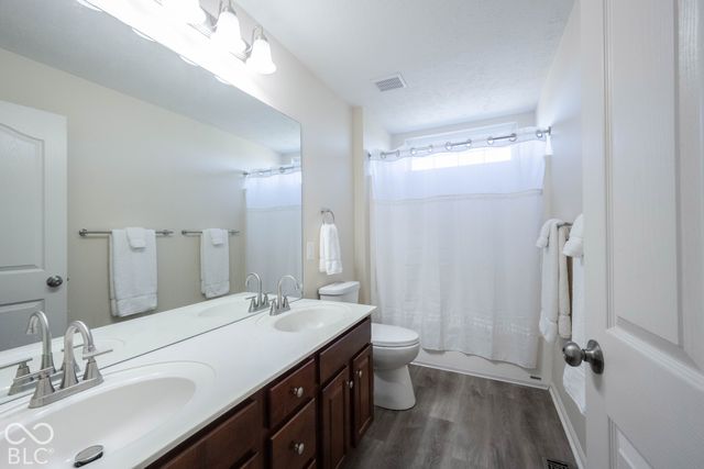 1442 Polo Chase Court, Carmel, IN 46032