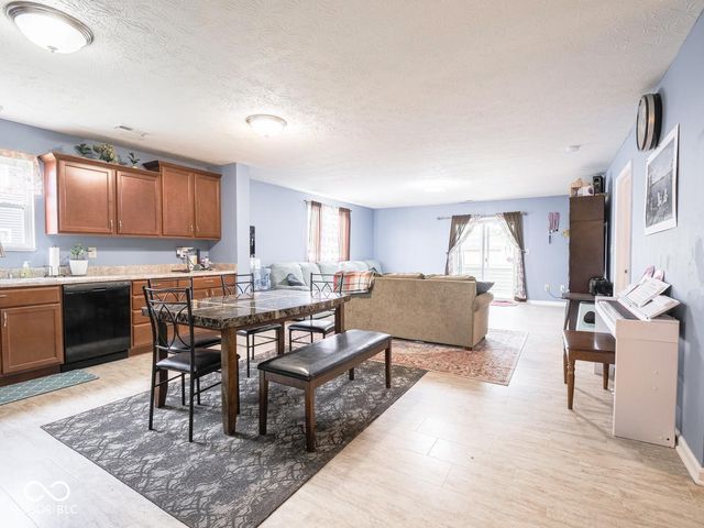 8218 Devon Avenue, Indianapolis, IN 46239