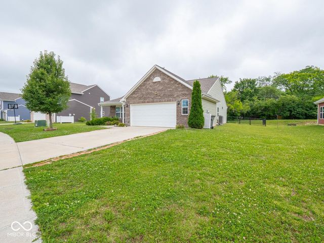 8218 Devon Avenue, Indianapolis, IN 46239