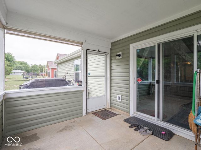 8218 Devon Avenue, Indianapolis, IN 46239