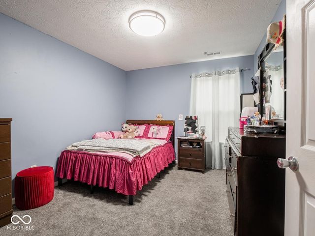 8218 Devon Avenue, Indianapolis, IN 46239
