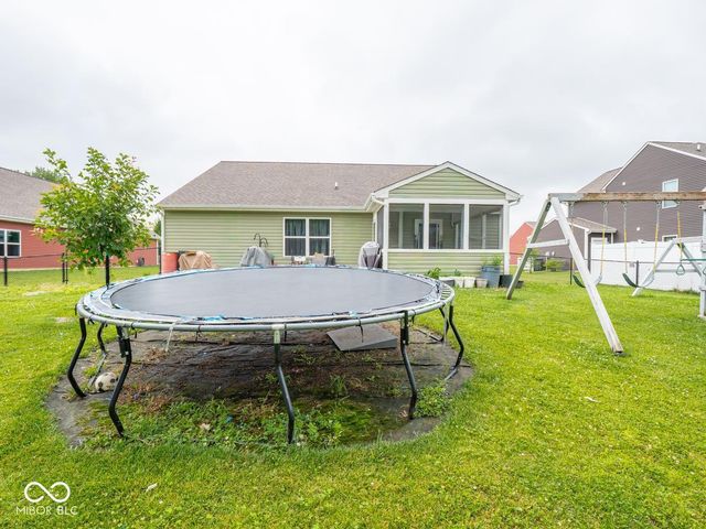 8218 Devon Avenue, Indianapolis, IN 46239
