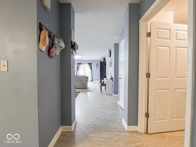 8218 Devon Avenue, Indianapolis, IN 46239