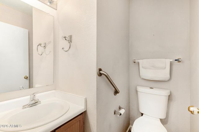 125 S 56TH Street 104, Mesa, AZ 85206