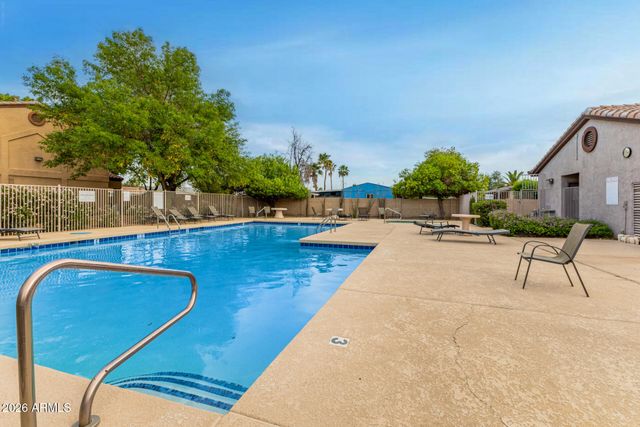 125 S 56TH Street 104, Mesa, AZ 85206