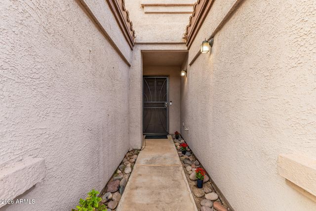 125 S 56TH Street 104, Mesa, AZ 85206