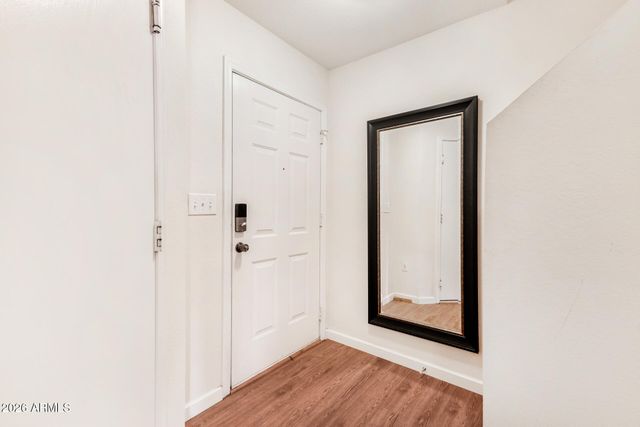 125 S 56TH Street 104, Mesa, AZ 85206