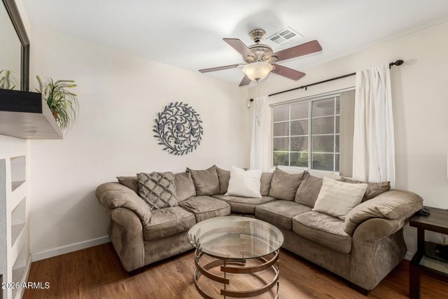 125 S 56TH Street 104, Mesa, AZ 85206