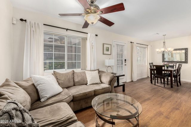 125 S 56TH Street 104, Mesa, AZ 85206