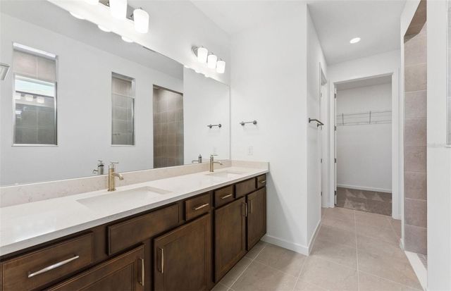 37380 CLINCH CIRCLE, Zephyrhills, FL 33540