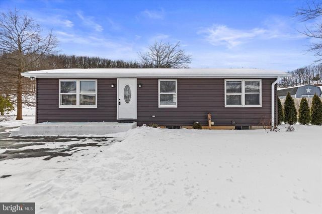 8694 SHEFFIELD MANOR BOULEV, Waynesboro, PA 17268