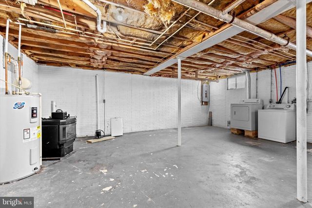 8694 SHEFFIELD MANOR BOULEV, Waynesboro, PA 17268