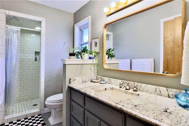 2342 N Winwood Drive, Fayetteville, AR 72703