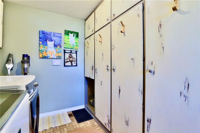 2342 N Winwood Drive, Fayetteville, AR 72703