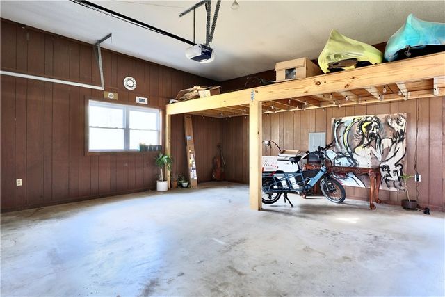 2342 N Winwood Drive, Fayetteville, AR 72703